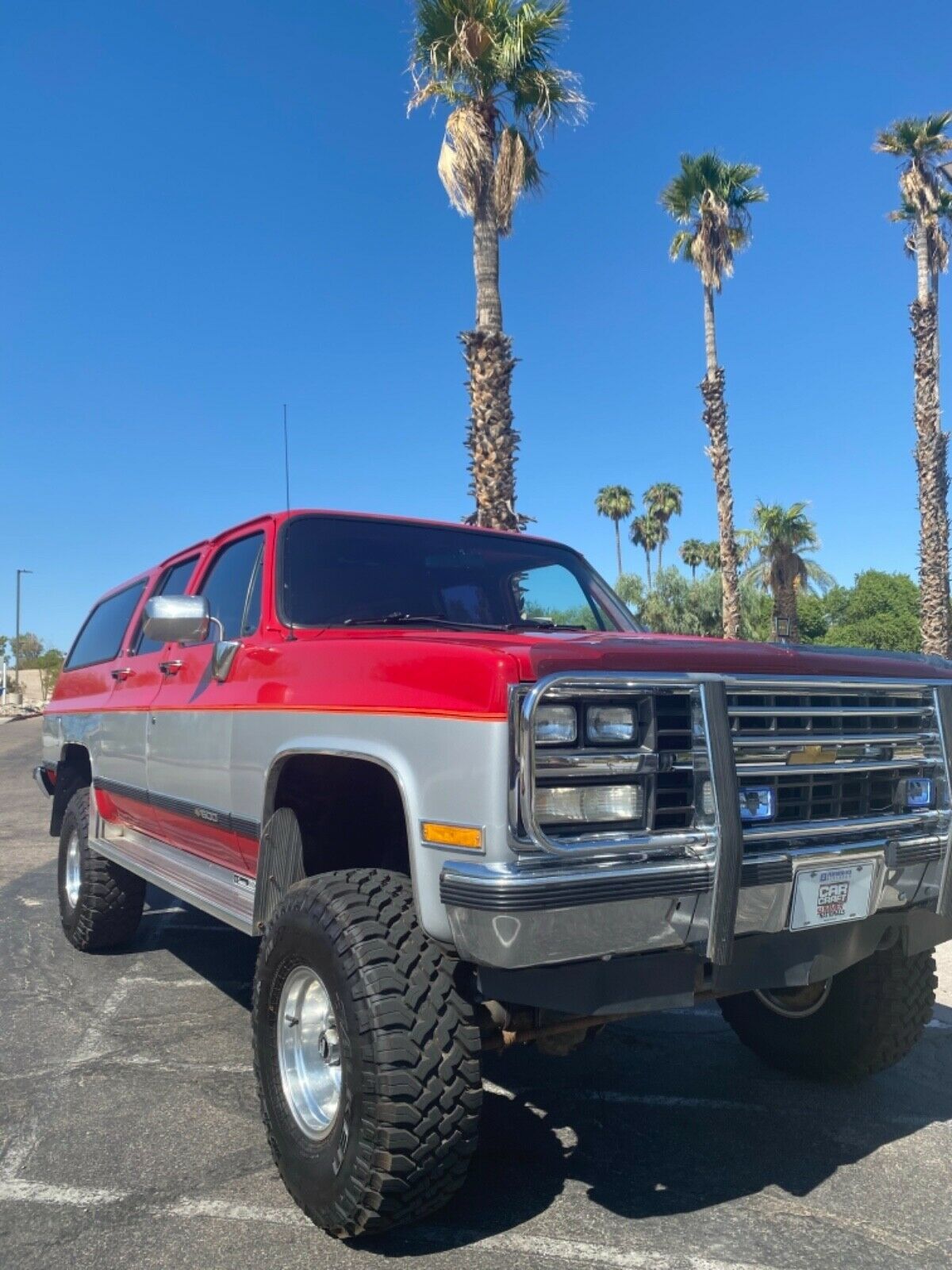 1990 Chevrolet Suburban - photo 2