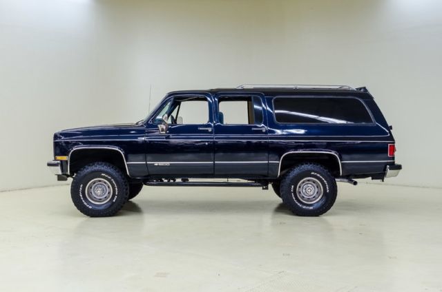 1990 Chevrolet Suburban -- - photo 4