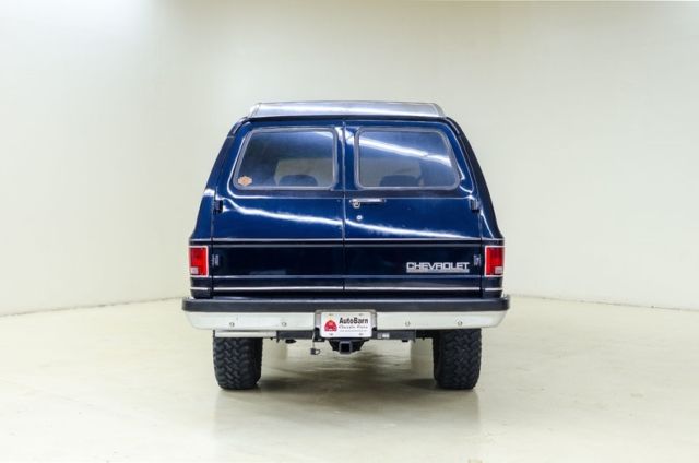 1990 Chevrolet Suburban -- - photo 6
