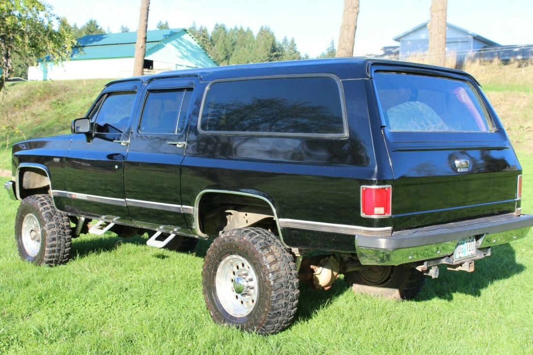 1990 Chevrolet Suburban - photo 3