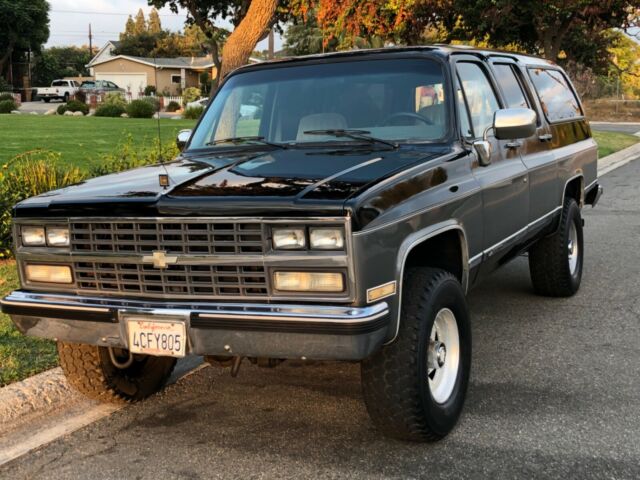1990 Chevrolet Suburban Silverado - photo 4