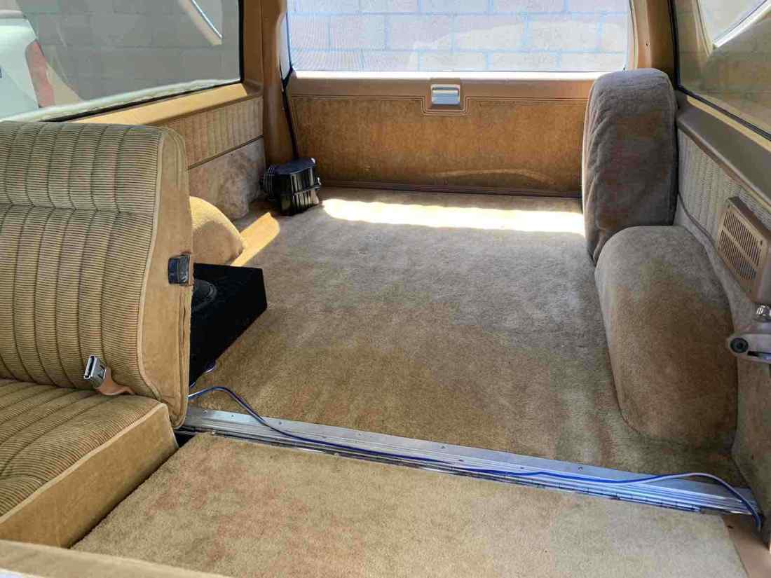 1990 Chevrolet Suburban 2500 Diesel Chevy Square Body - photo 11