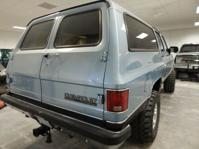 1990 Chevrolet Suburban Silverado - photo 6