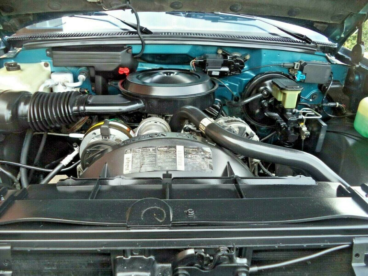1990 Chevrolet C/K Pickup 1500 - photo 9