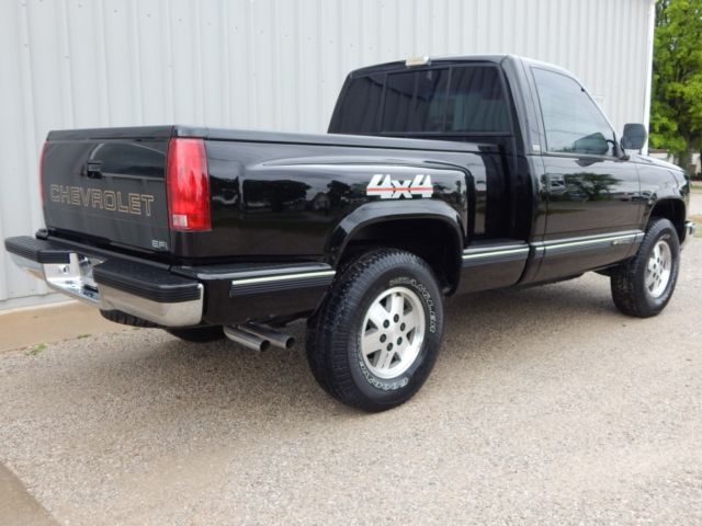 1990 Chevrolet C/K Pickup 1500 - photo 6