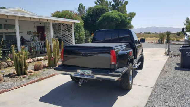 1990 Chevrolet C/K Pickup 1500 4X4 Z/71 4X4 OFF ROAD PACKAGE SHORT BED B - photo 3