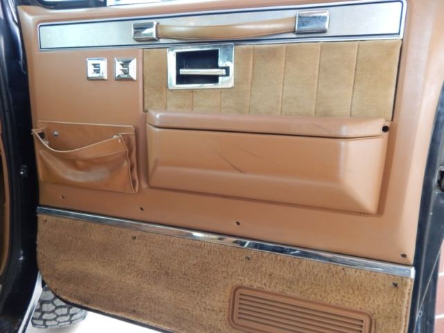 1990 Chevrolet C/K Pickup 3500 Silverado - photo 10