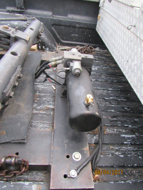 1990 Chevrolet C/K Pickup 3500 2 Door Regular Cab - photo 4