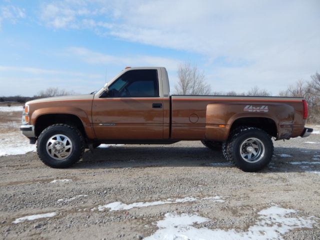 1990 Chevrolet C/K Pickup 3500 Silverado - photo 3