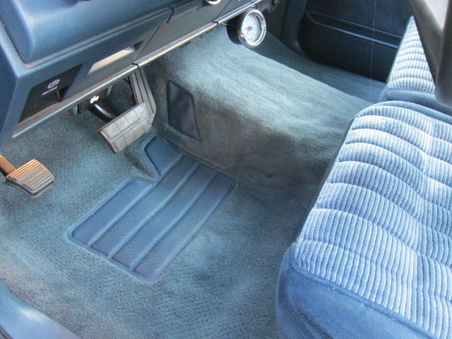 1990 Chevrolet C/K Pickup 1500 454 - photo 6