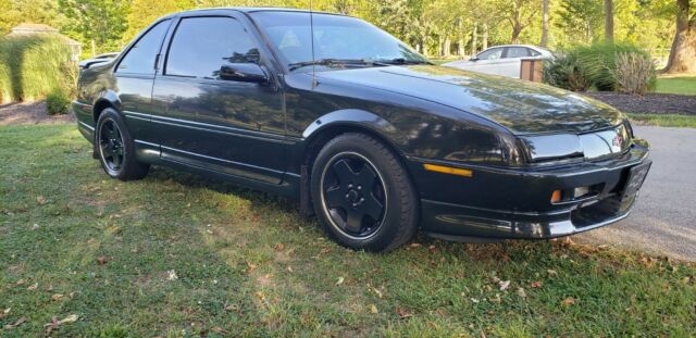 1990 Chevrolet Beretta GTZ - photo 2