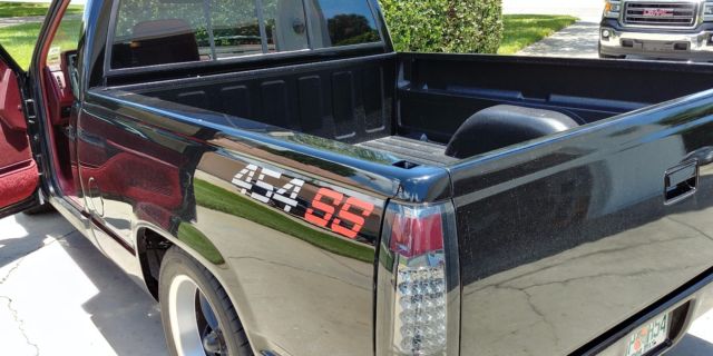 1990 Chevrolet C/K Pickup 1500 SS - photo 3