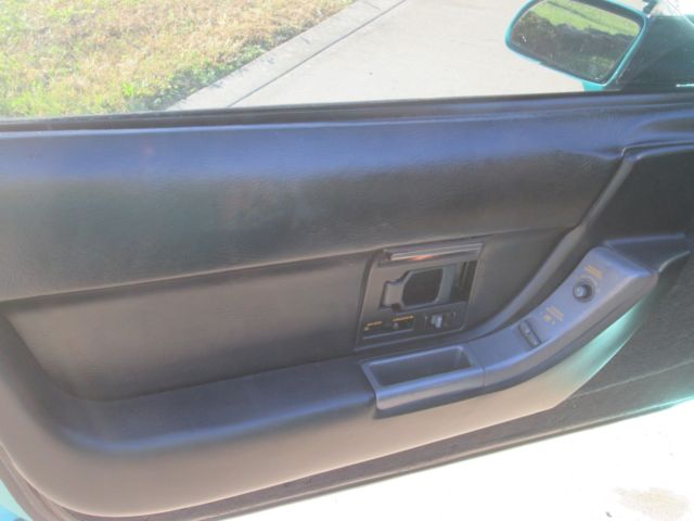 1990 Chevrolet Corvette - photo 11