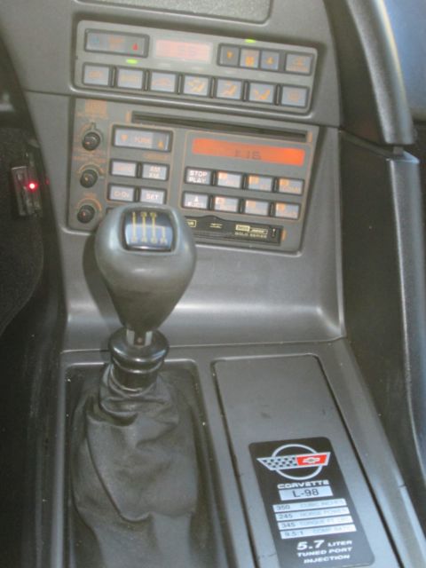 1990 Chevrolet Corvette - photo 13