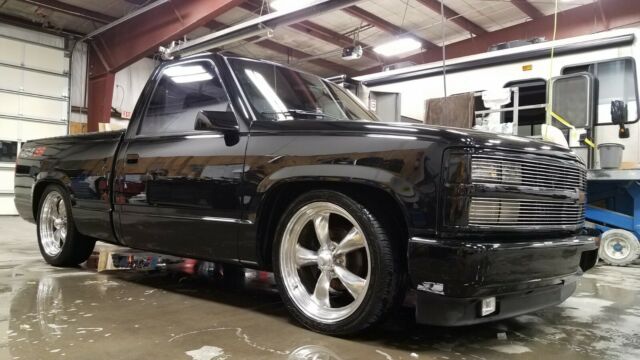 1990 Chevrolet C/K Pickup 1500 454 SS - photo 6