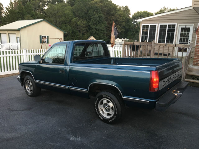 1990 Chevrolet C/K Pickup 1500 - photo 3