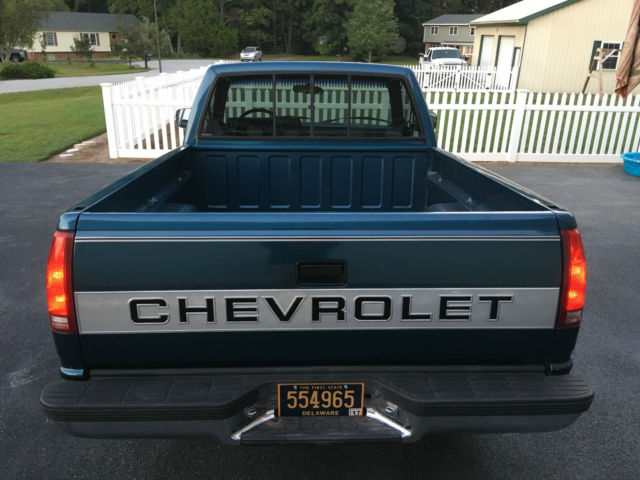 1990 Chevrolet C/K Pickup 1500 - photo 4