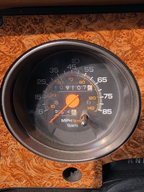 1990 Chevrolet Suburban - photo 2