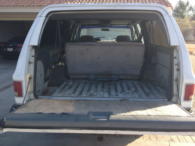 1990 Chevrolet Suburban - photo 4