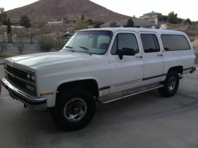1990 Chevrolet Suburban - photo 6