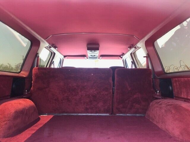 1990 Chevrolet Suburban - photo 9
