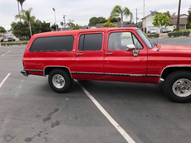 1990 Chevrolet Suburban - photo 2