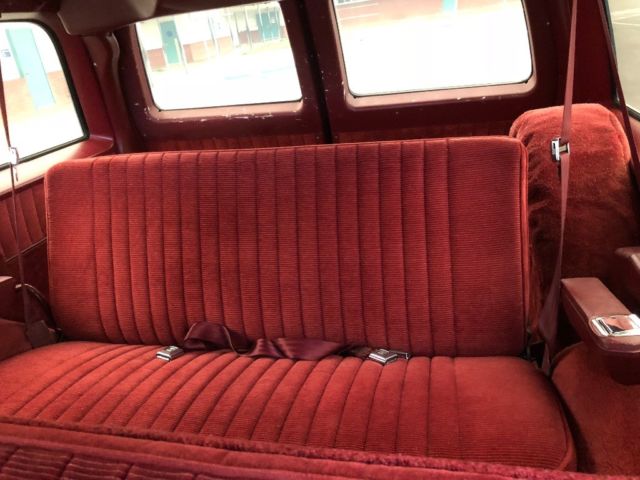 1990 Chevrolet Suburban - photo 6