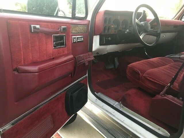 1990 Chevrolet Suburban - photo 5
