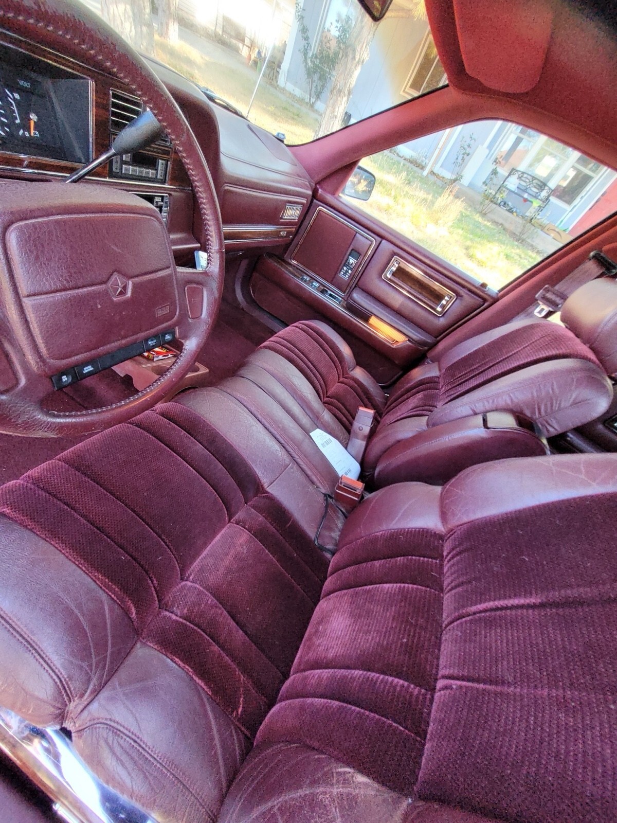1990 Chrysler Imperial - photo 5