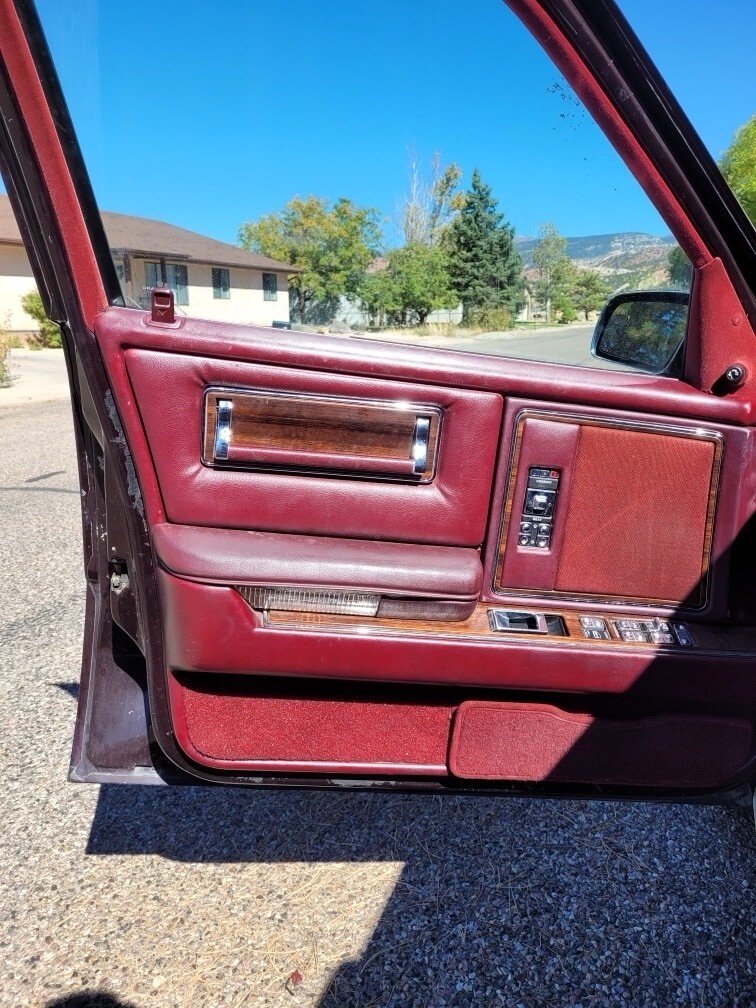 1990 Chrysler Imperial - photo 7