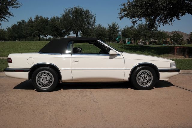 1990 Chrysler LeBaron GTC MASERATI - photo 2