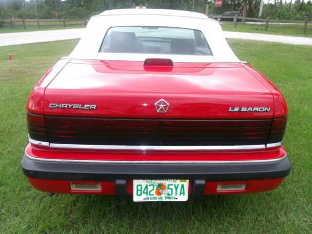 1990 Chrysler LeBaron Highline - photo 7