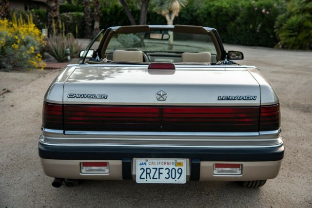 1990 Chrysler LeBaron - photo 11