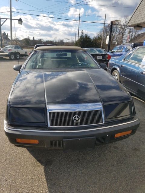 1990 Chrysler LeBaron Convertible - photo 4
