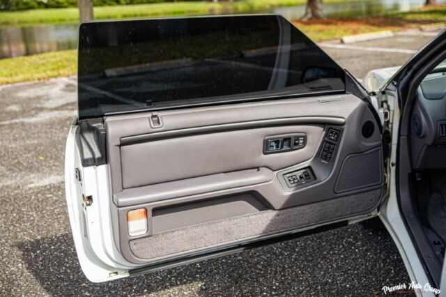 1990 Chrysler LeBaron GTC Turbo, Limited - photo 6