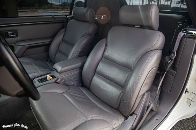 1990 Chrysler LeBaron GTC Turbo, Limited - photo 7