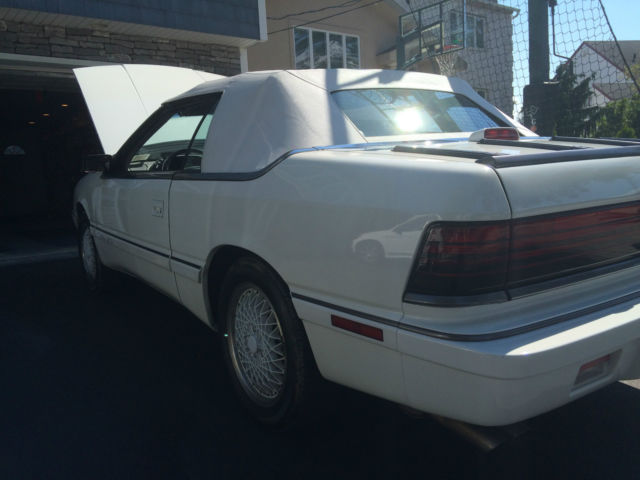 1990 Chrysler LeBaron - photo 7