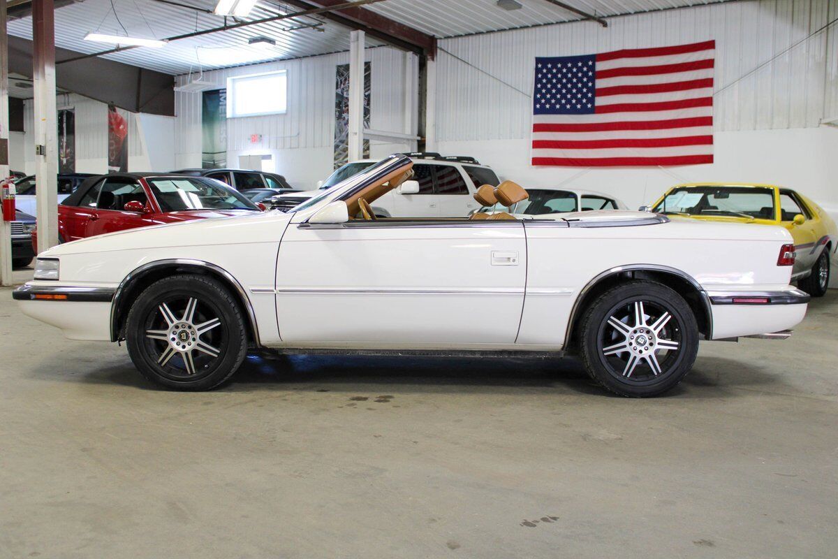 1990 Chrysler Maserati TC - photo 2