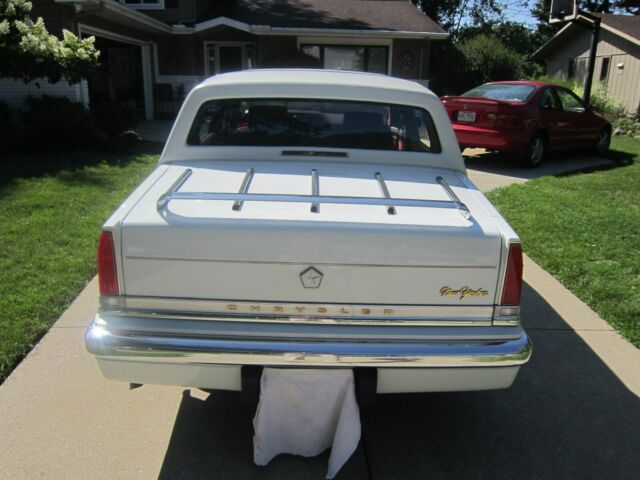 1990 Chrysler New Yorker 5TH AVENUE - photo 8