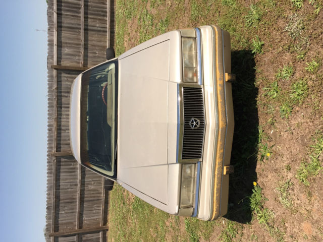 1990 Chrysler New Yorker - photo 4