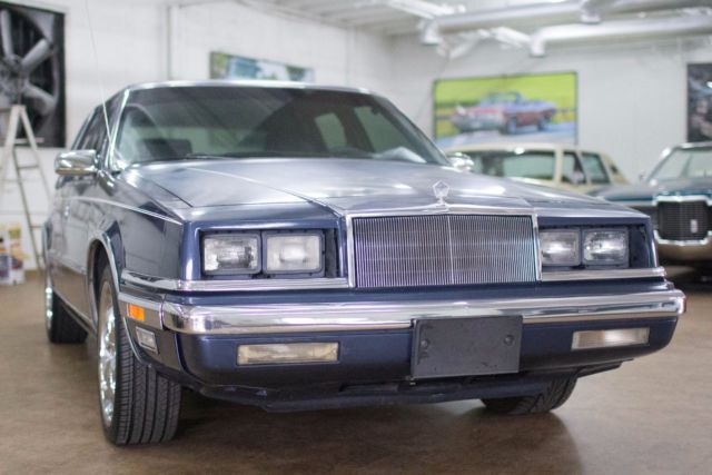 1990 Chrysler New Yorker