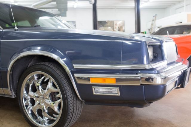 1990 Chrysler New Yorker - photo 2