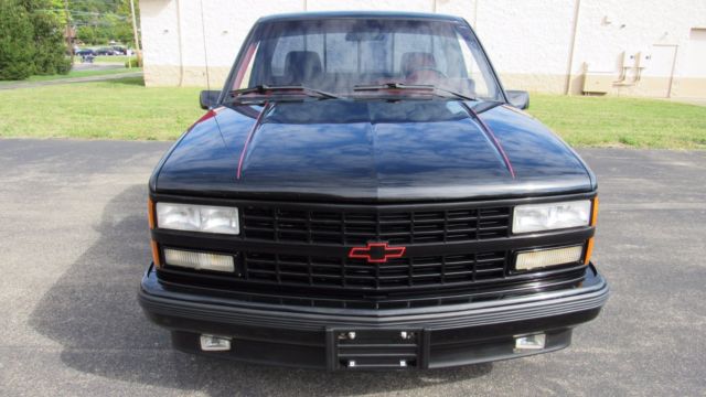 1990 Chevrolet C/K Pickup 1500 SS 454 - photo 9