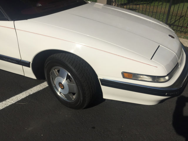 1990 Buick Reatta Convertible - photo 7