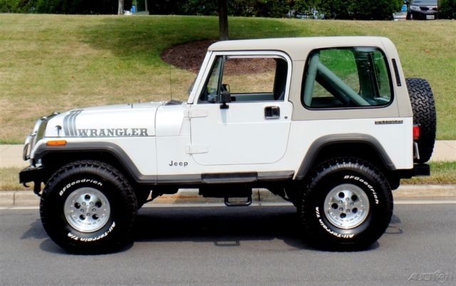 1990 Jeep Wrangler Convertible with Hardtop - photo 2