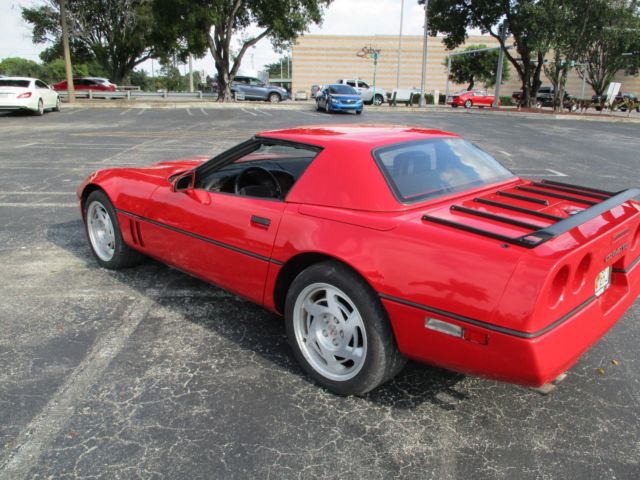 1990 Chevrolet Corvette - photo 4