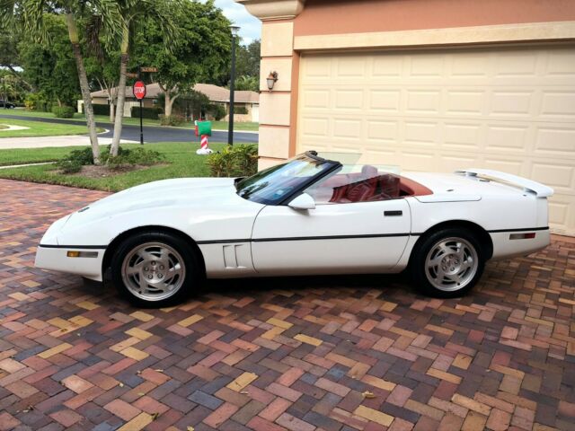 1990 Chevrolet Corvette Convertible - photo 3