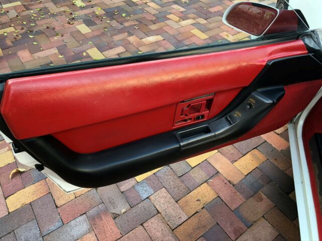 1990 Chevrolet Corvette Convertible - photo 7