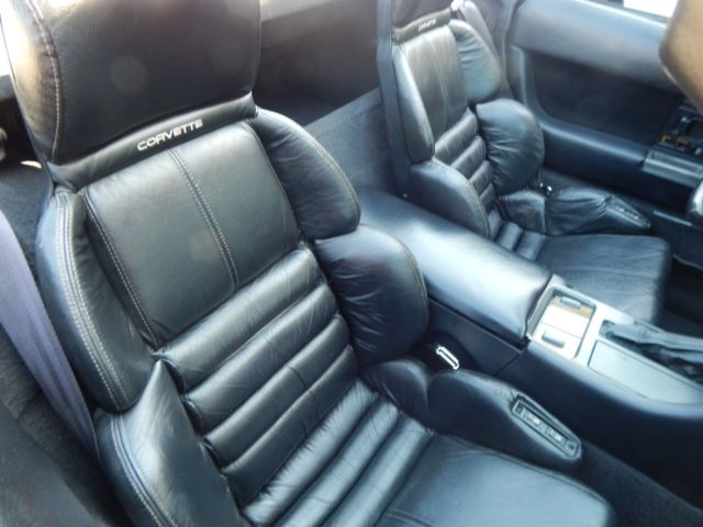 1990 Chevrolet Corvette - photo 11