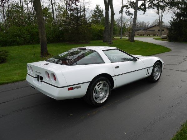 1990 Chevrolet Corvette - photo 4